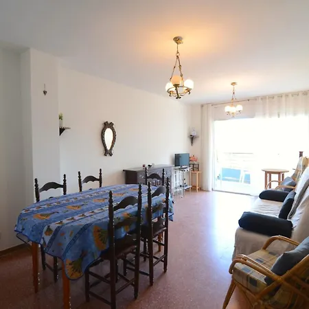 Rocamaura Iii 2-6 Apartment