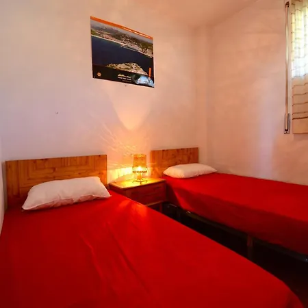 Apartment Rocamaura Iii 2-6